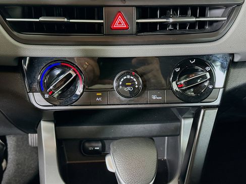 Used 2026 Kia Seltos LX FWD image 23