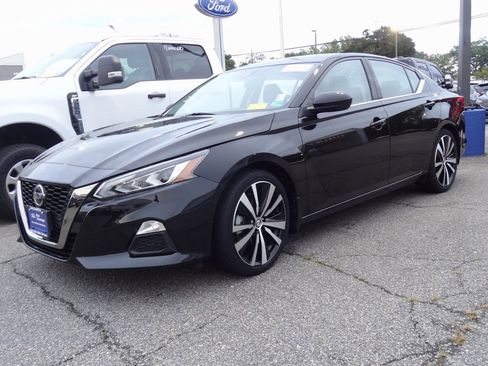 Used 2022 Nissan Altima 2.5 SR image 3