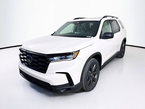 New 2025 Honda Pilot Sport image 4