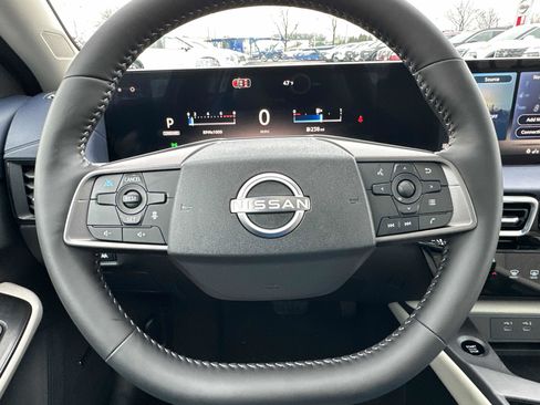 New 2026 Nissan Sentra SL w/ Floor Mat Package FWD image 40