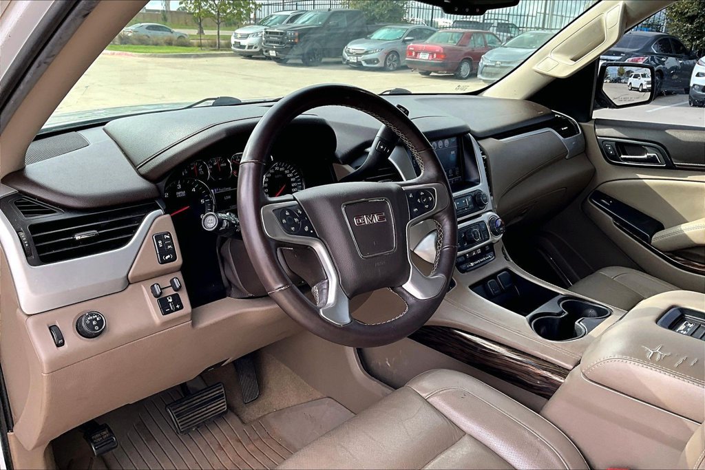 Used 2017 GMC Yukon SLT w/ Premium Edition RWD image 15