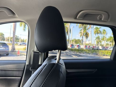 Used 2020 MAZDA CX-5 Touring image 12