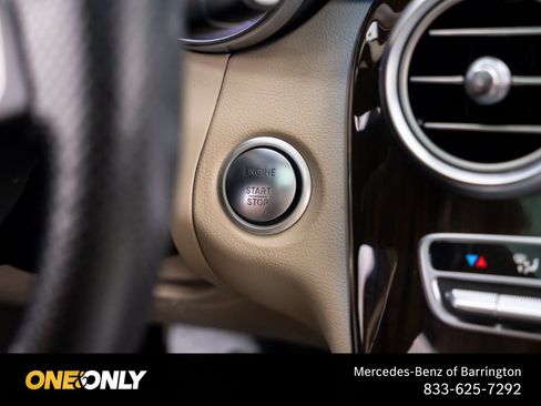 Used 2017 Mercedes-Benz GLC 300 4MATIC image 23