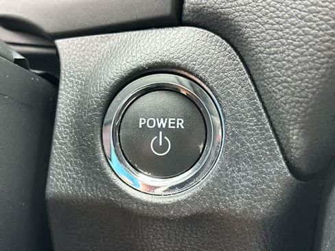 Used 2023 Toyota RAV4 SE w/ Convenience Package AWD/4WD image 11