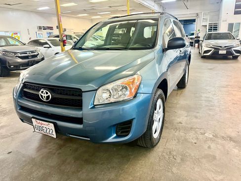 Used 2011 Toyota RAV4 Sport Utility 4D w/ Base L4 Extra Value Pkg image 1