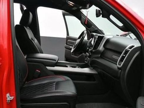 Used 2019 RAM 1500 Big Horn image 10