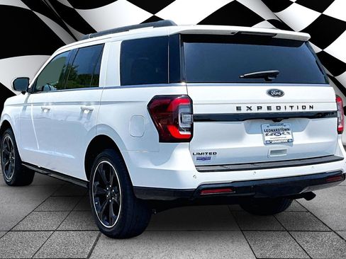 Certified 2024 Ford Expedition Limited AWD/4WD image 12