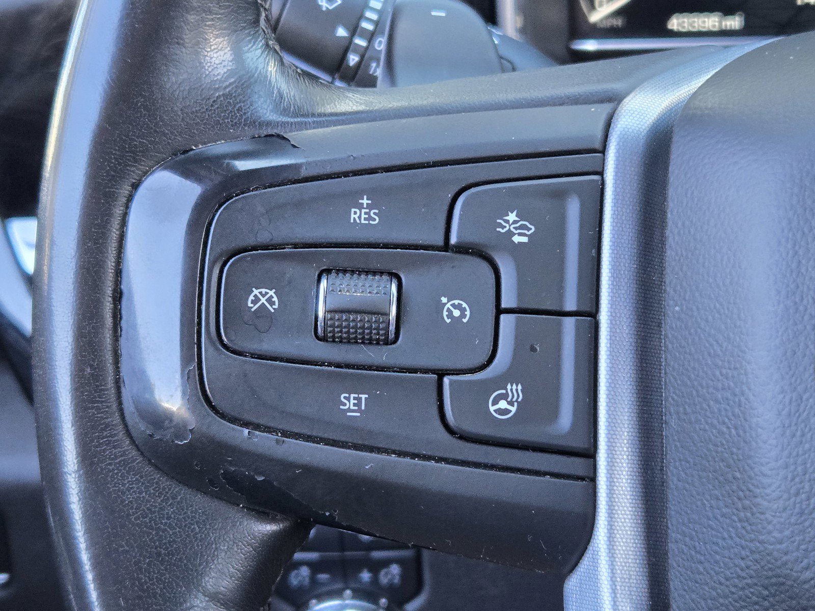 Used 2023 GMC Sierra 1500 SLT w/ SLT Premium Package AWD/4WD image 26