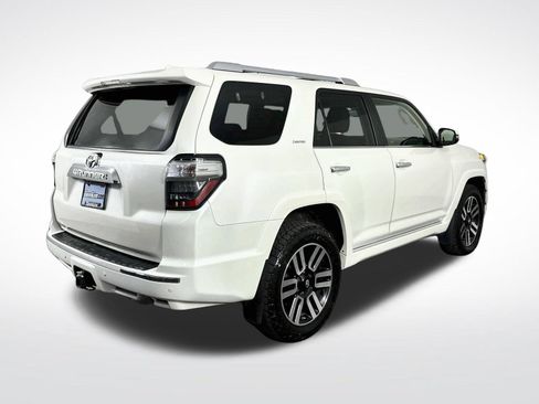 Used 2018 Toyota 4Runner Limited AWD/4WD image 8