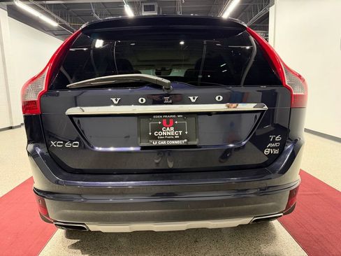 Used 2016 Volvo XC60 T6 Platinum w/ Climate Package AWD/4WD image 13