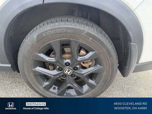 Used 2024 Honda HR-V Sport image 10