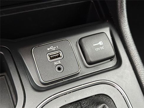 Used 2019 Jeep Cherokee High Altitude image 34