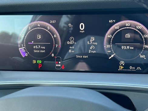 New 2026 Volkswagen Tiguan SE R-Line image 23