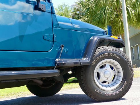 Used 1995 Jeep Wrangler Rio Grande AWD/4WD image 75