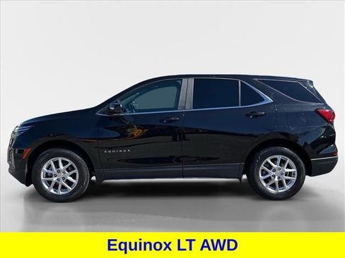 Used 2024 Chevrolet Equinox LT image 3