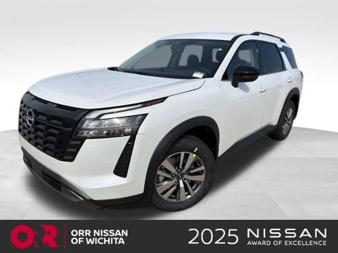 New 2026 Nissan Pathfinder SL AWD/4WD image 1