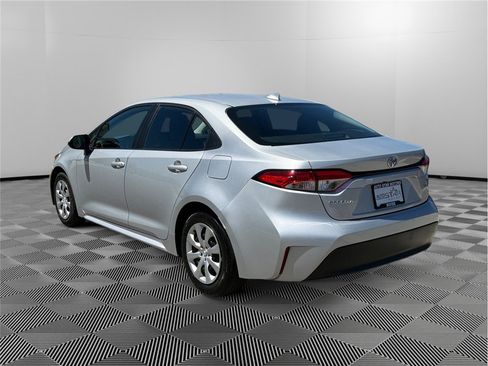 Used 2024 Toyota Corolla LE FWD image 3