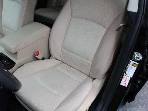 Used 2018 Subaru Outback 2.5i Premium image 3