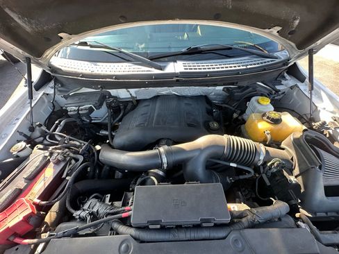 Used 2014 Ford F150 FX4 w/ Equipment Group 402A Luxury image 44