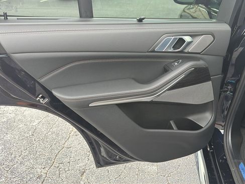 New 2026 BMW X5 sDrive40i w/ Executive Package RWD image 18