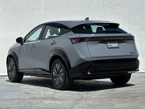 Used 2024 Nissan Ariya AWD image 5