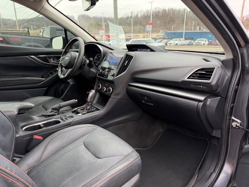 Used 2018 Subaru Crosstrek 2.0i Limited image 19