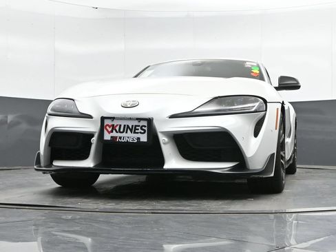 Used 2022 Toyota Supra w/ Safety & Technology Package RWD image 43