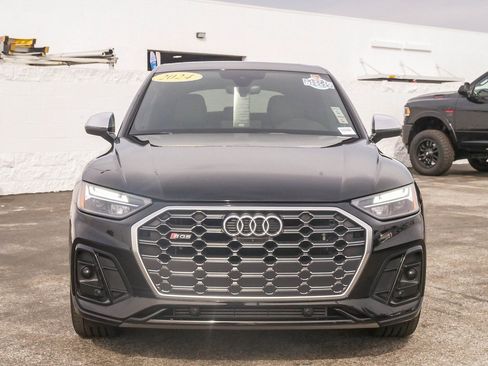 Used 2024 Audi SQ5 Premium Plus w/ S Sport Package image 2