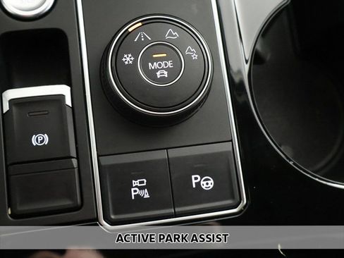 Used 2020 Volkswagen Atlas SEL R-Line AWD/4WD image 7