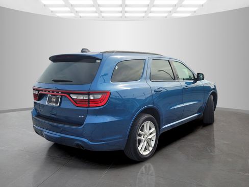 Used 2025 Dodge Durango GT image 4