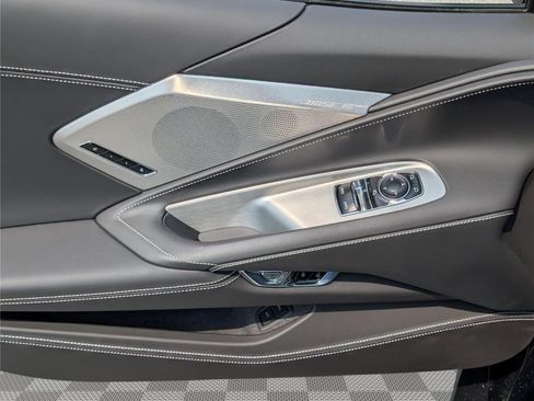 Used 2023 Chevrolet Corvette Stingray Premium Cpe w/ Z51 Performance Package RWD image 17