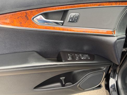 Used 2018 Lincoln MKX Reserve AWD/4WD image 21
