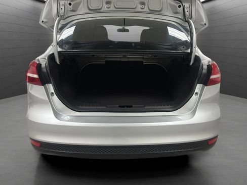 Used 2018 Ford Focus S FWD image 19