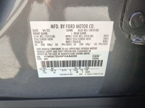 Certified 2023 Ford Explorer XLT w/ Equipment Group 202A RWD image 28