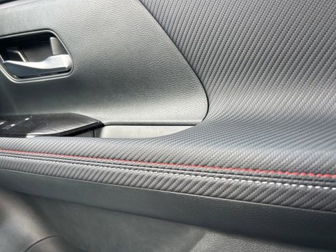 Used 2025 Nissan Kicks SR image 31