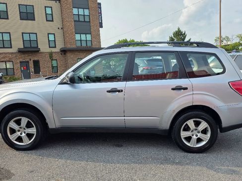 Used 2012 Subaru Forester 2.5X w/ Alloy Wheel Pkg AWD/4WD image 4