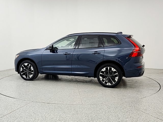 New 2026 Volvo XC60 B5 Plus w/ Climate Package AWD/4WD image 7