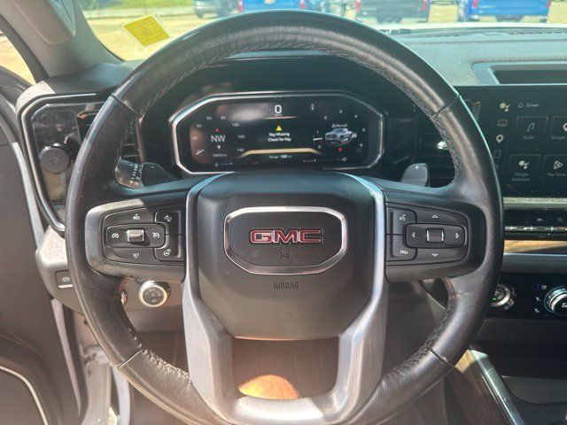 Used 2022 GMC Sierra 1500 SLT AWD/4WD image 22