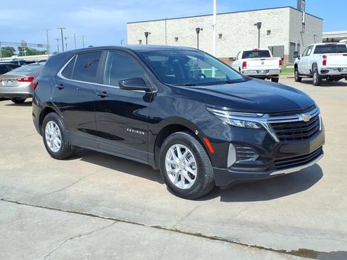 Used 2024 Chevrolet Equinox LT AWD/4WD image 3