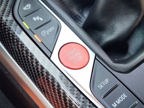 Used 2021 BMW M4 Coupe w/ M Carbon Exterior Package image 31