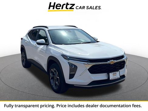 Used 2025 Chevrolet Trax LT w/ LT Convenience Package FWD image 1