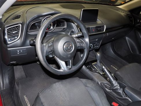 Used 2016 MAZDA MAZDA3 i Sport w/ Preferred Equipment Package image 5