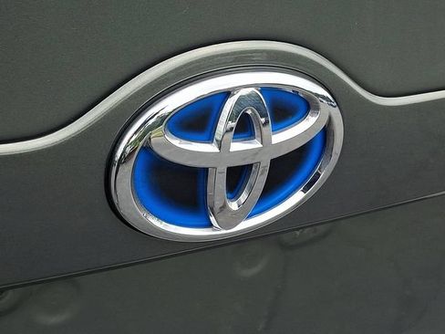 Used 2013 Toyota Camry LE FWD image 29