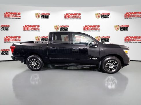 Certified 2024 Nissan Titan SV w/ SV Convenience Package AWD/4WD image 16