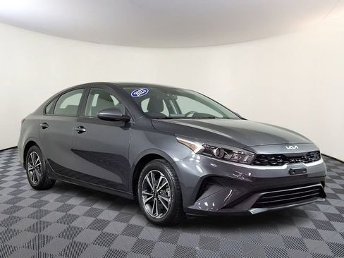 Used 2023 Kia Forte LXS FWD image 1