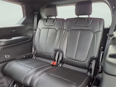 New 2026 Jeep Grand Cherokee L Limited AWD/4WD image 12