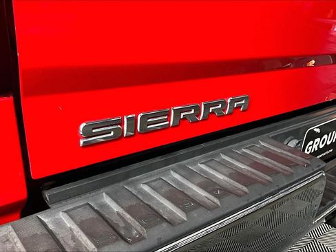 Used 2018 GMC Sierra 1500 SLE w/ SLE Value Package AWD/4WD image 29