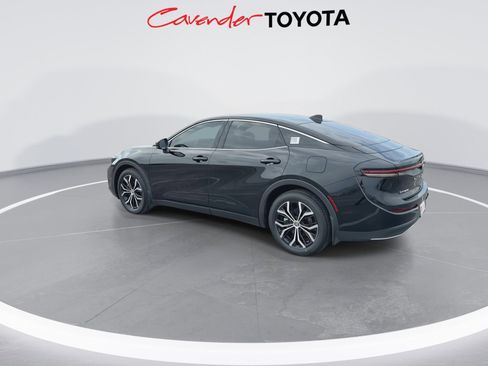 Used 2024 Toyota Crown XLE image 6