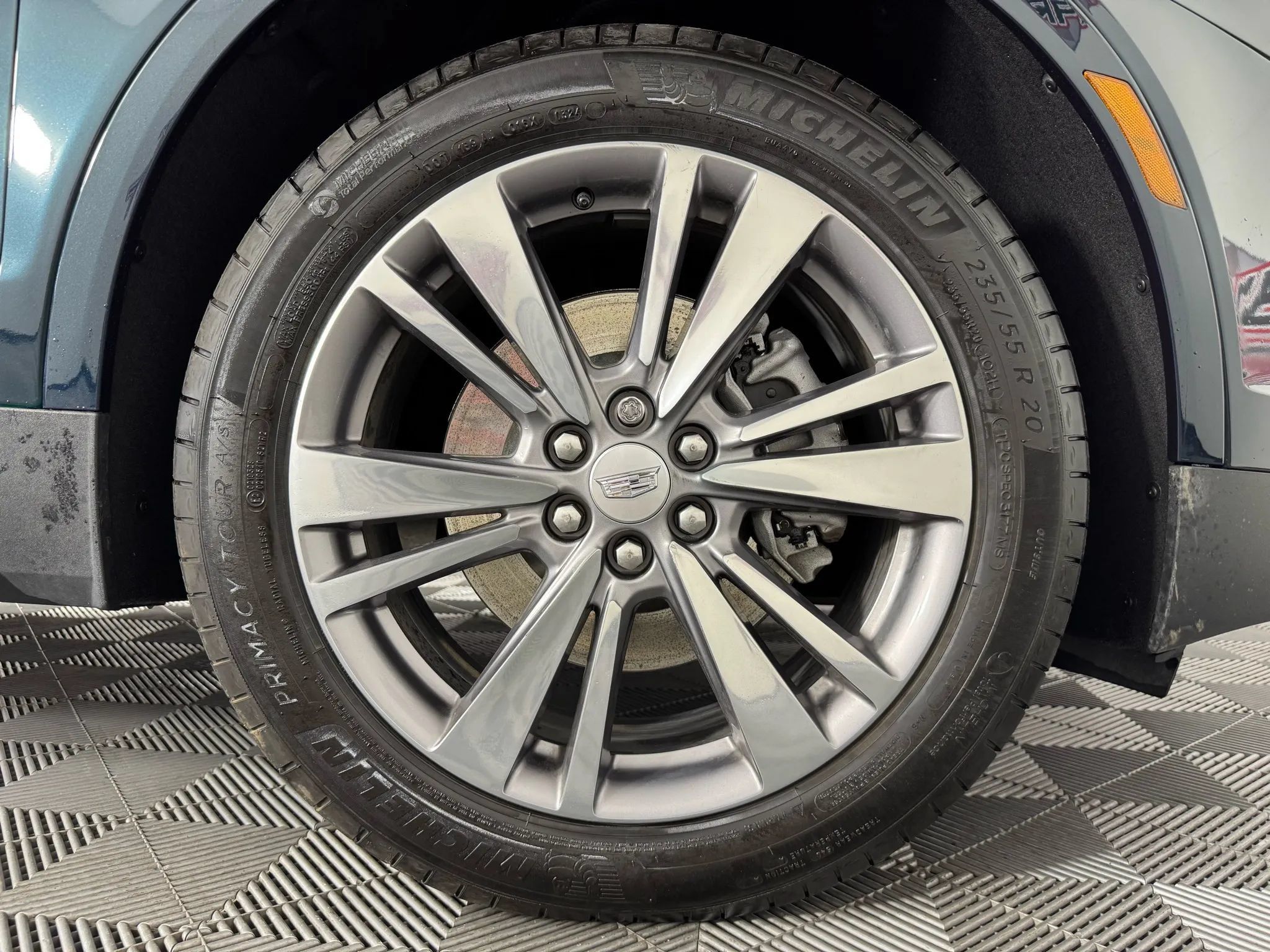 Used 2024 Cadillac XT5 Premium Luxury w/ LPO, Floor Liner Package AWD/4WD image 52