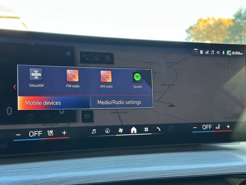 Used 2025 BMW 440i xDrive Convertible w/ Premium Package image 39